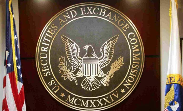 SEC запрашивает информацию о криптовалютах и правилах их хранения