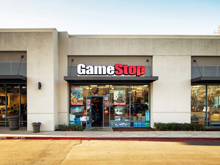 Gamestop официально возобновил криптовалютные платежи