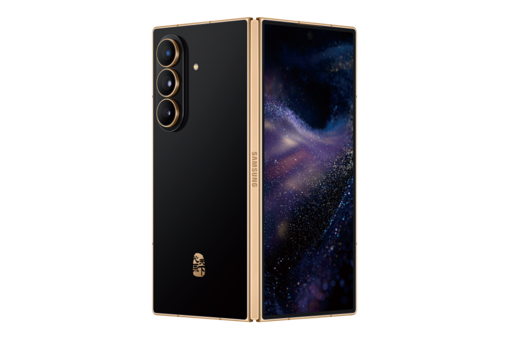 Новый Samsung W26: что это за смартфон, который работает без сети