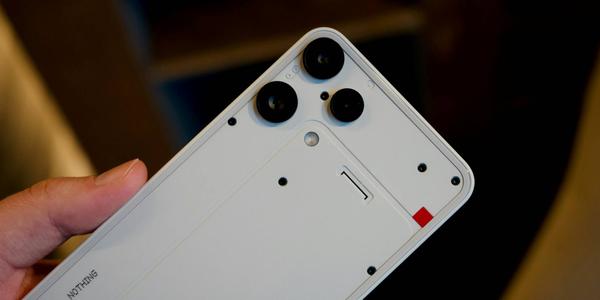 В Китае представили первый смартфон, полностью управляемый голосом: характеристики и цена Nubia M153