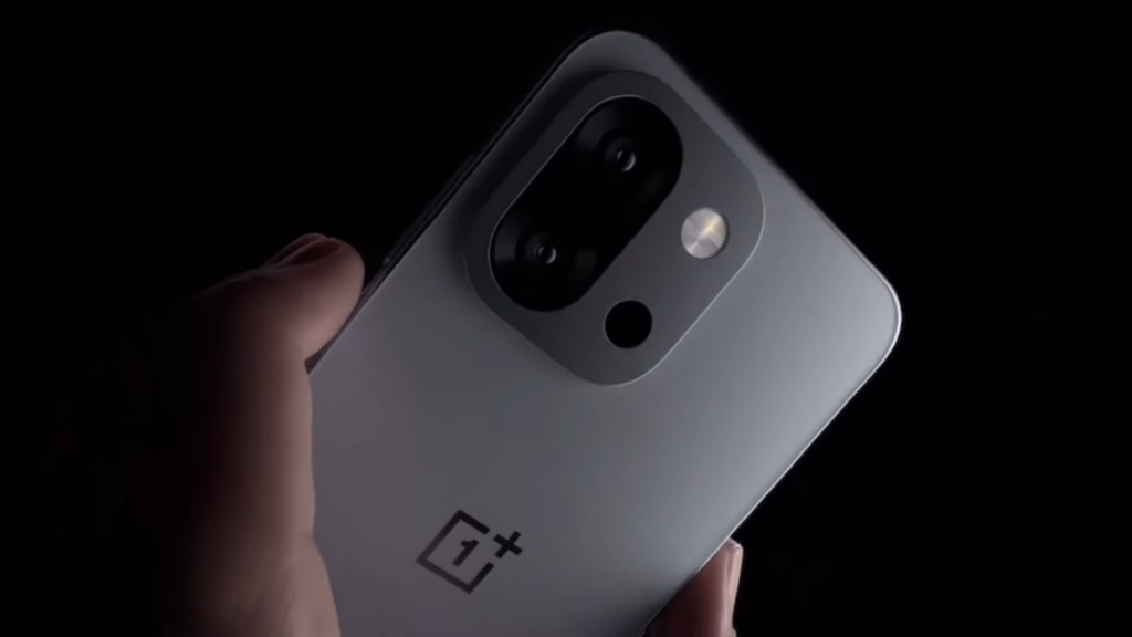OnePlus готовит компактный флагман с батареей 7500 мАч: что известно о 15T/15S, характеристики и цена
