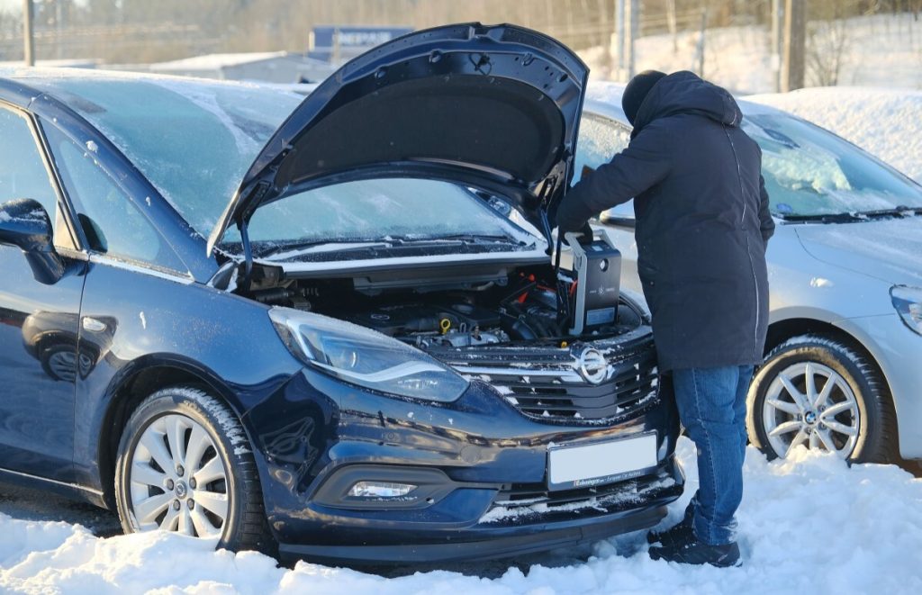 Машина не заводится зимой: причины, советы и решения, что делать в такой ситуации