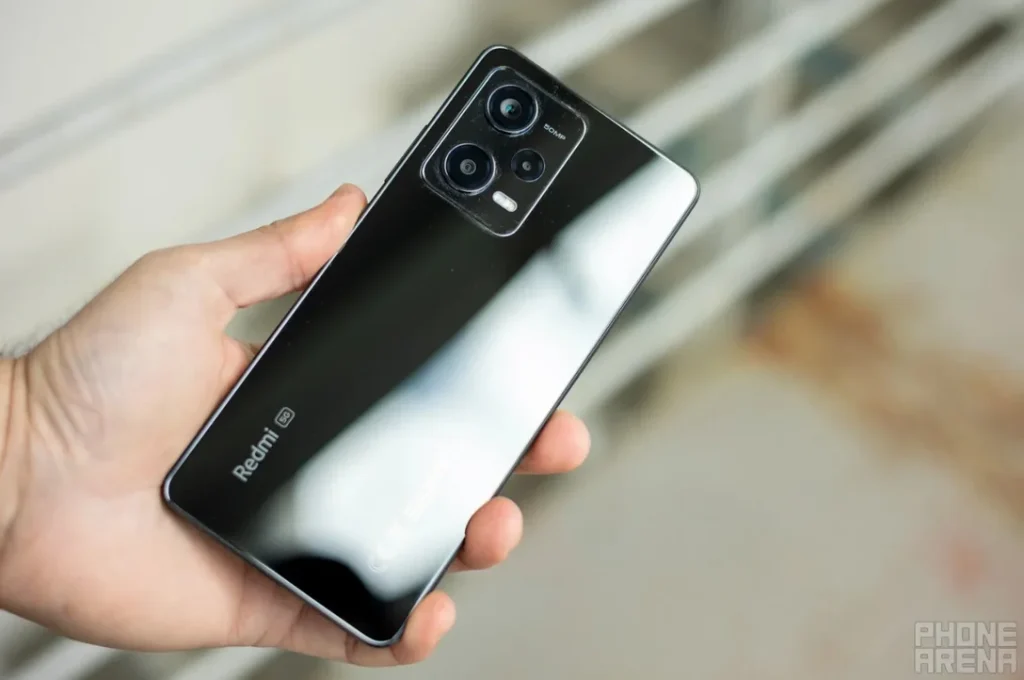 Xiaomi, Redmi и Poco: список, какие смартфоны перестанут обновляться в 2026 году