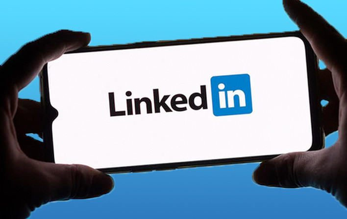 Как LinkedIn неожиданно стал главной соцсетью для слежки за бывшими и что такое цифровой сталкинг: советы по защите