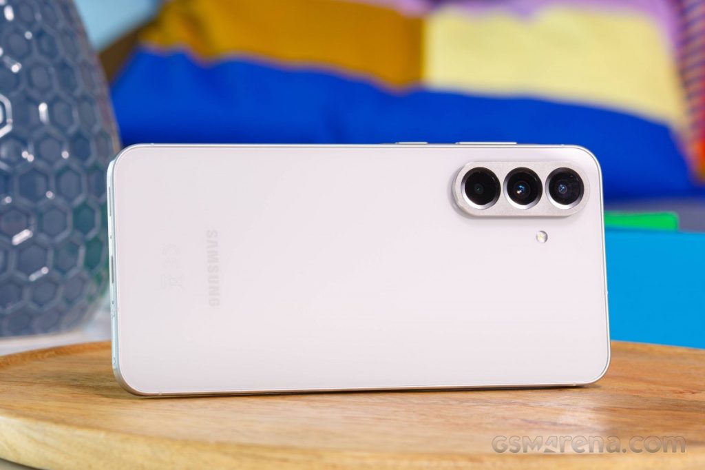 Samsung представила бюджетный Galaxy A07 5G с батареей 6000 мА·ч: характеристики, цена и доступность в Украине