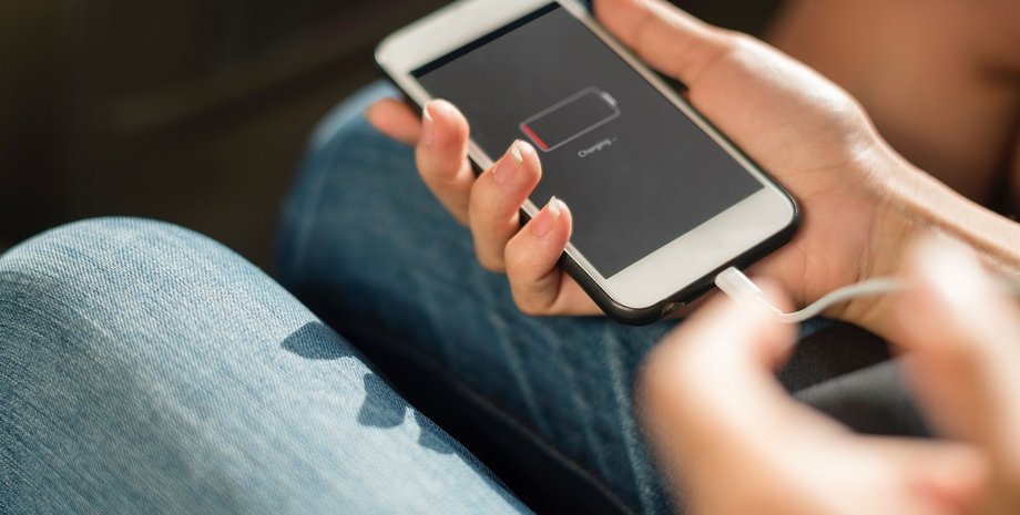 Смартфон не держит заряд? Проверьте эти приложения