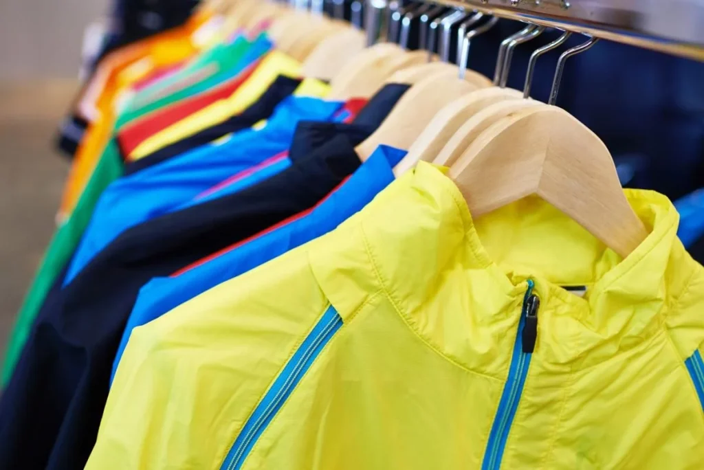 Reebok уходит из Украины: причина, сроки, когда закроются магазины и что будет с брендом