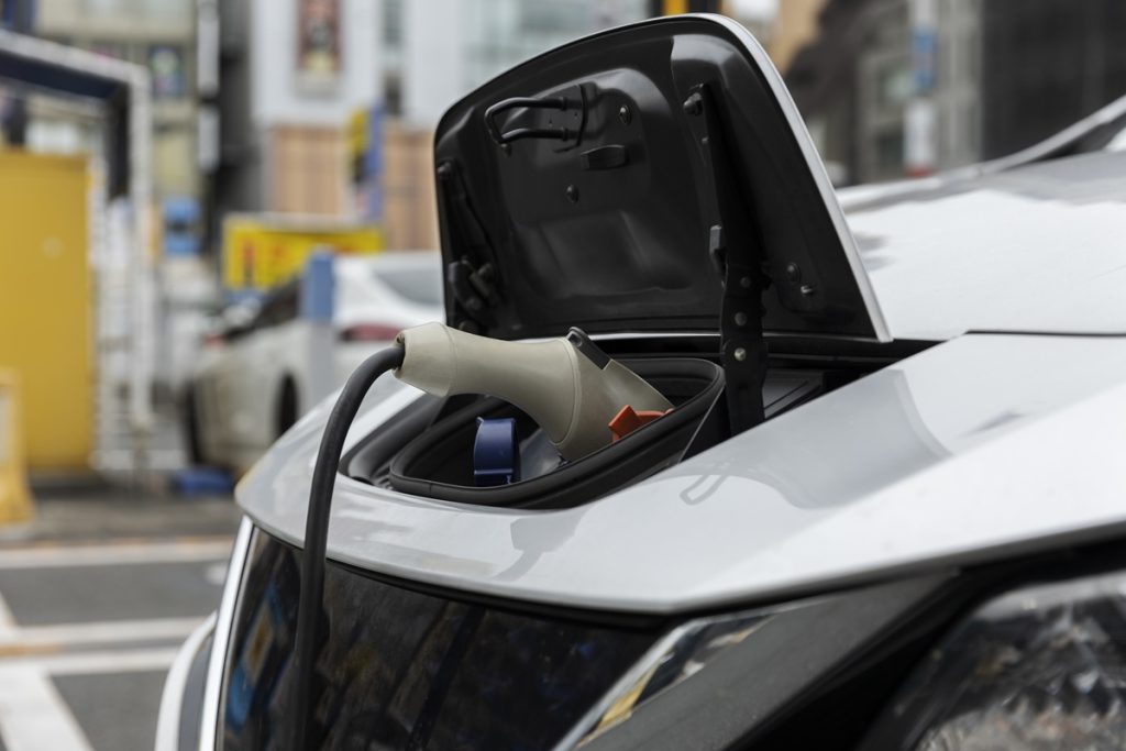 Рынок электромобилей в Украине просел на 21%: какие модели покупали в январе 2026 года, цены