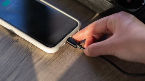 Что делать, если не заряжается смартфон: пошаговая инструкция