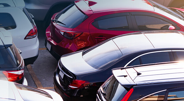 Импорт подержанных электромобилей в Украину упал в разы: самые популярные модели и цены