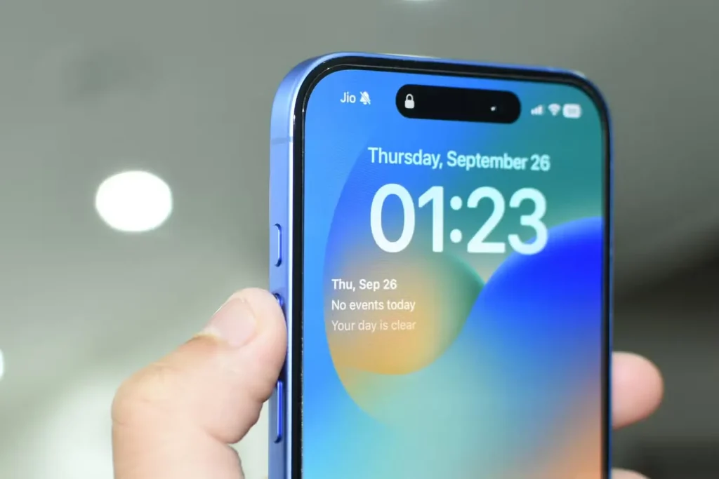 Apple предупредила об атаке шпионского ПО и выпустила iOS 26.3: почему стоит запустить обновление 