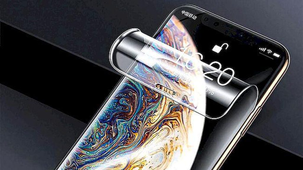 Защитное стекло или пленка: что лучше выбрать для смартфона в 2026 году