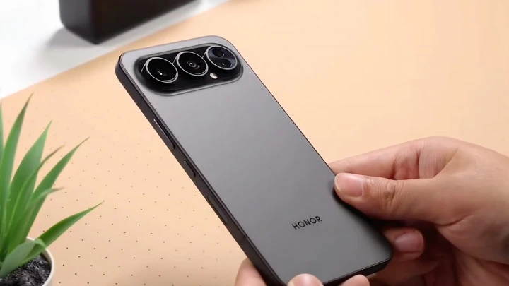 Инсайдер показал фото Honor 600 Pro: дата выхода, характеристики и цена Инсайдер показал фото Honor 600 Pro: дата выхода, характеристики и цена