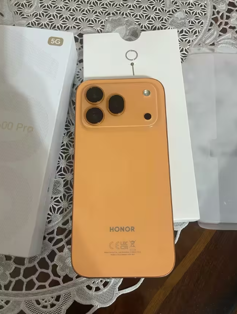 Инсайдер показал фото Honor 600 Pro: дата выхода, характеристики и цена