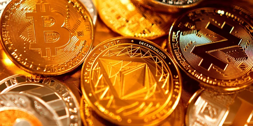 Bitcoin vs Ethereum в 2026 году: price outlook, риски и влияние британского рынка Bitcoin vs Ethereum в 2026 году: price outlook, риски и влияние британского рынка