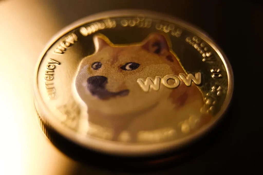 Что такое Dogecoin (DOGE): мем-криптовалюта, которая выжила Что такое Dogecoin (DOGE): мем-криптовалюта, которая выжила