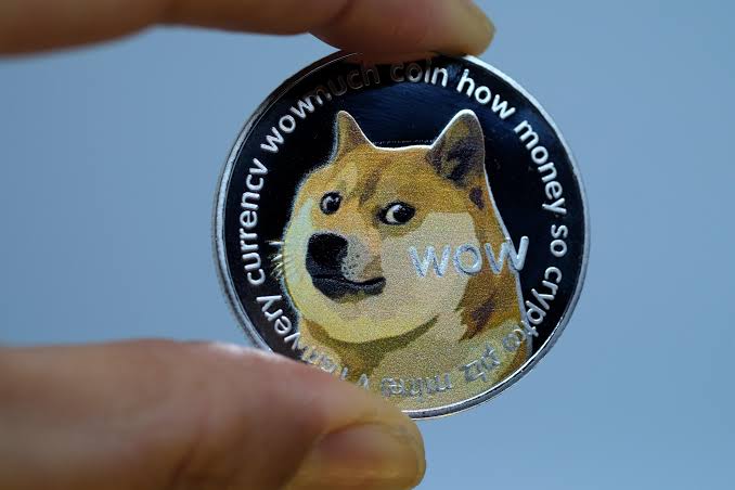 Что такое Dogecoin (DOGE): мем-криптовалюта, которая выжила