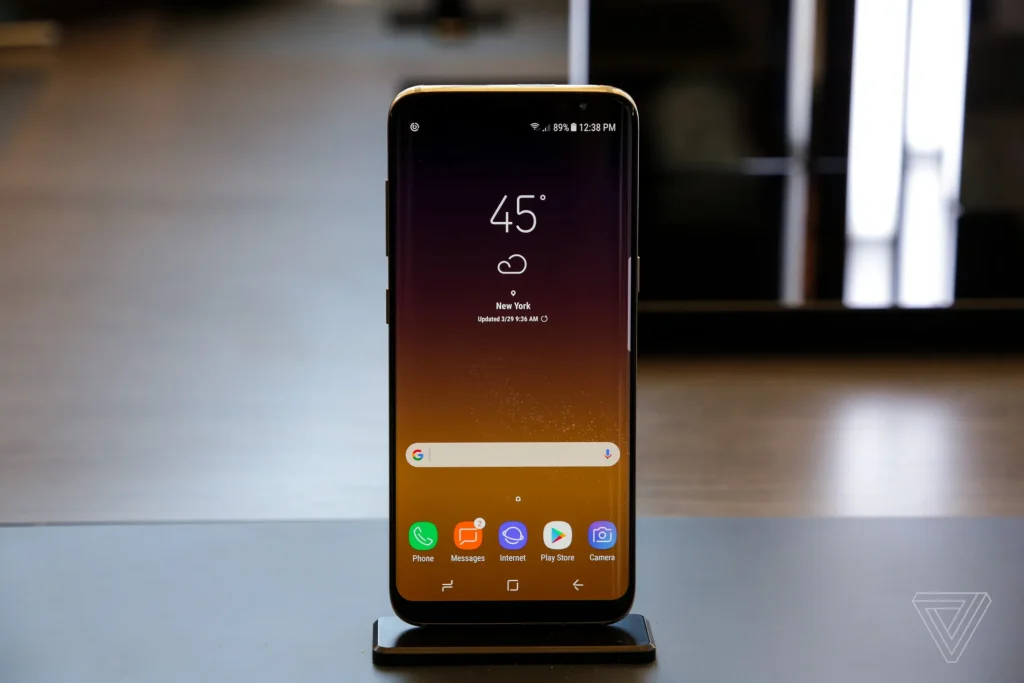 Что такое Bixby на Samsung и нужен ли голосовой помощник