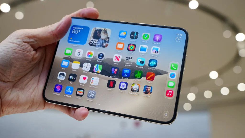 iPhone Duo от Apple: сколько смартфонов компания планирует продать в 2026 году, характеристики, цена в Украине